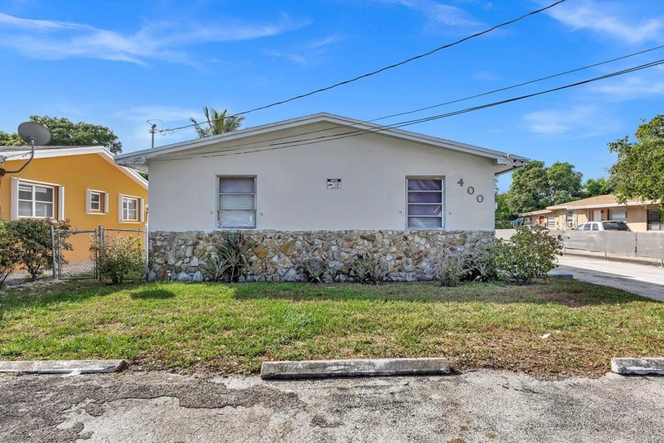 New Stylish 2 Bdrm Mins To Beach & Aventura Mall Hallandale Beach Exterior photo